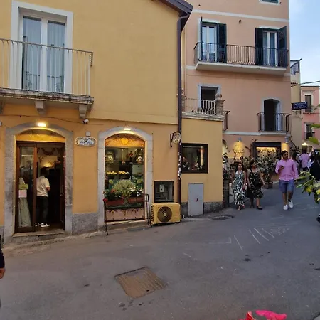 Floresta Bed & Breakfast