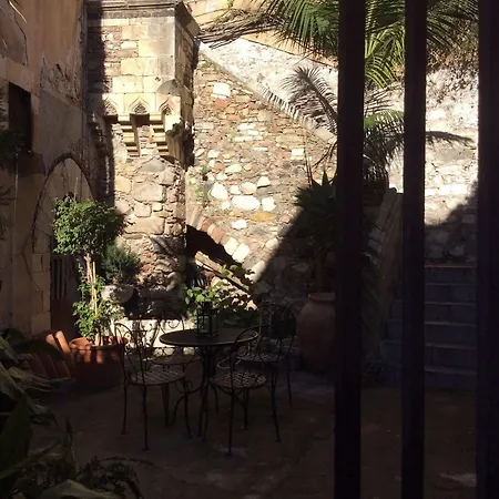 Floresta Oda ve Kahvaltı 3*