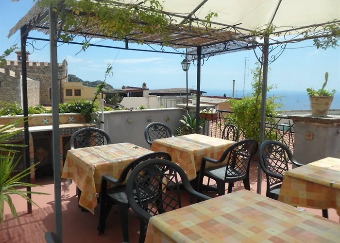 Bed and Breakfast Floresta Ταορμίνα